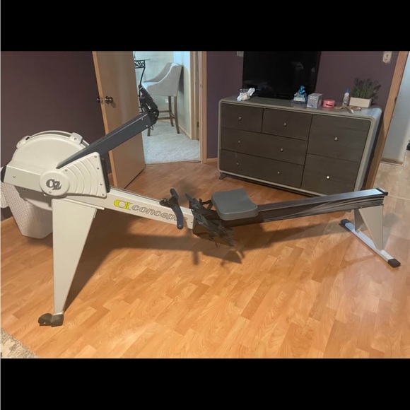 Concept2 Rowing Machine Model E - Picture 1 of 4